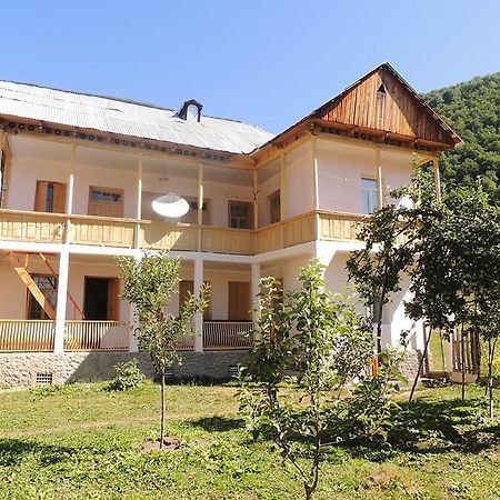 Mazeri Mila Guest House מראה חיצוני תמונה